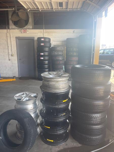 Moes Auto Services & Tires
