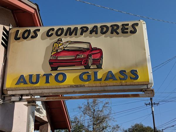 Los Compadres Auto Glass