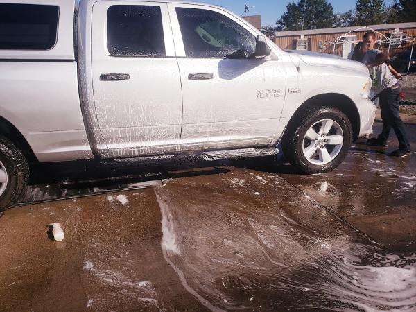 R&J Carwash