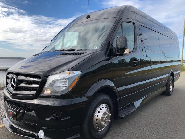 Hamptons Bus Rental