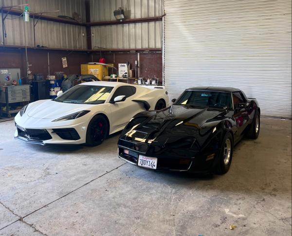 Los Amigos Body Shop / Paint & Collision Center