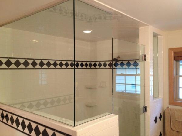 Bentonville Glass Inc