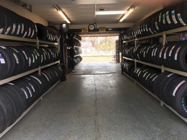 Tire & Brakes Room