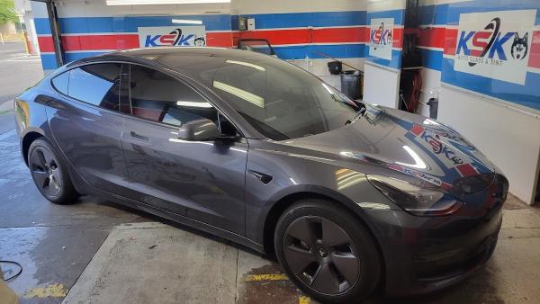 KSK Auto Glass and Tint