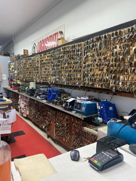 Redmond's Lock & Key