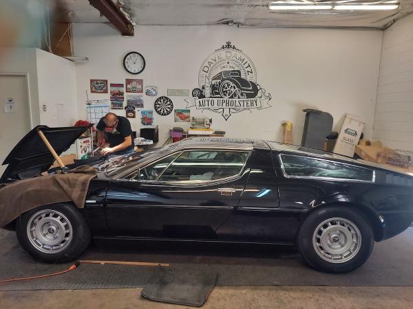 Dave Damitz Auto Upholstery