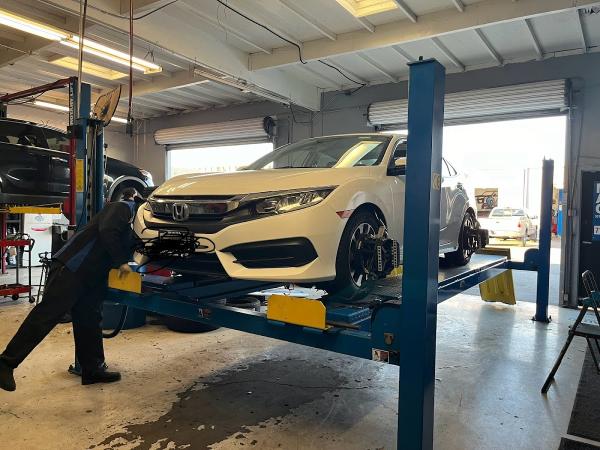 Mac's Auto Care