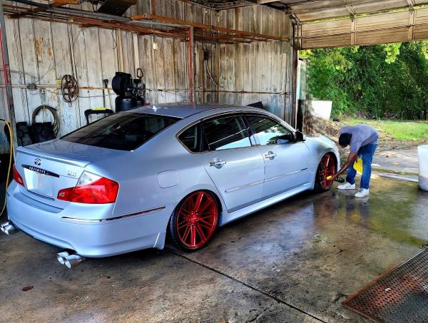 Trendsettas Auto Salon