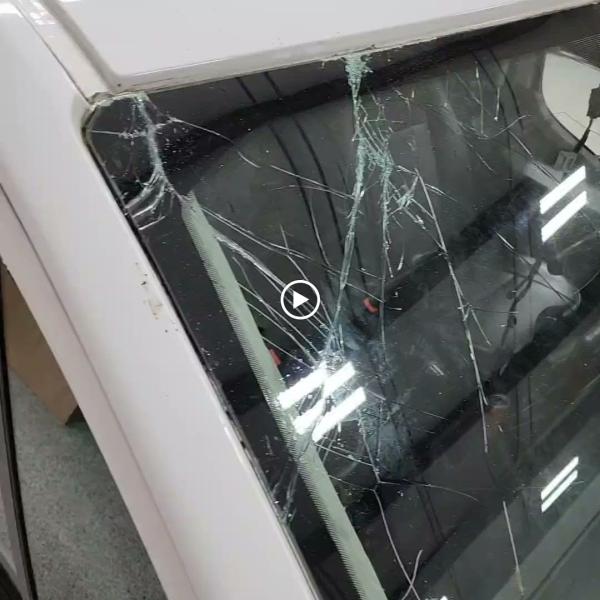 Ed's Auto Glass Repair