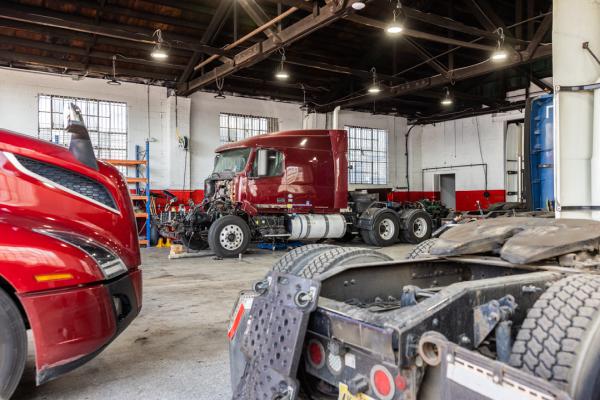 EZ Multi Service Truck Repair and Parts LLC