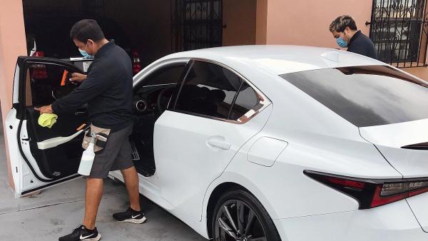 Shine Bright Mobile Window Tinting