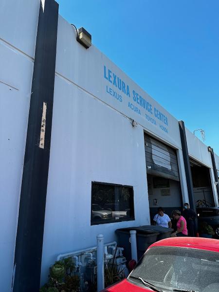 Lexura Service Center