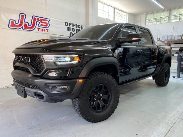 Jj's Tint