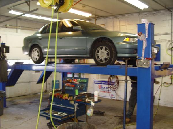 Moriches Midway Automotive