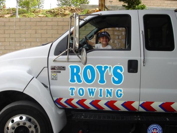 Roy's Towing