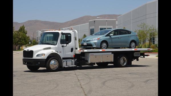 Lux Towing & Recovery
