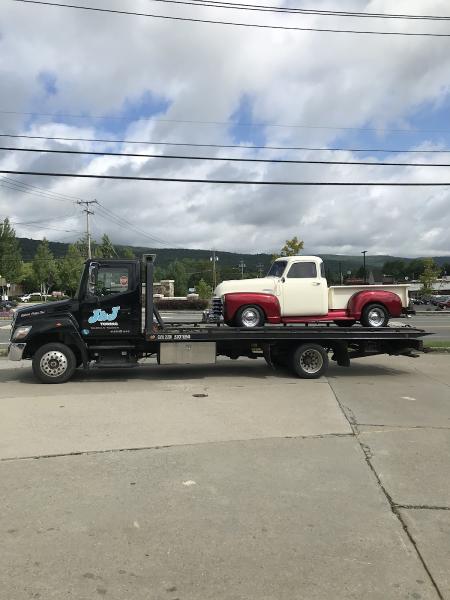 J & J Towing