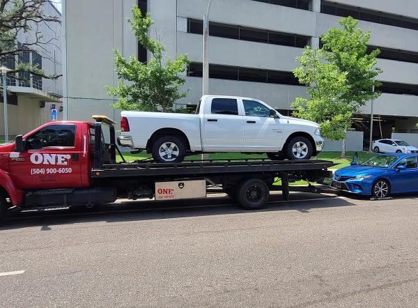 One Stop Towing LLC