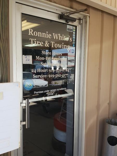 Ronnie White's Towing and Tire