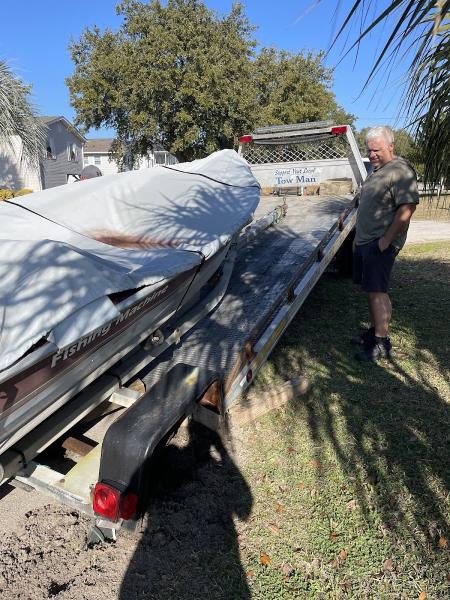 Riverside Towing AND Auto
