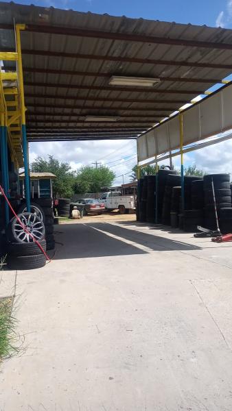 Carlos' Tire Shop