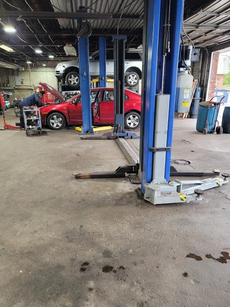 Detroit Tire Inc.
