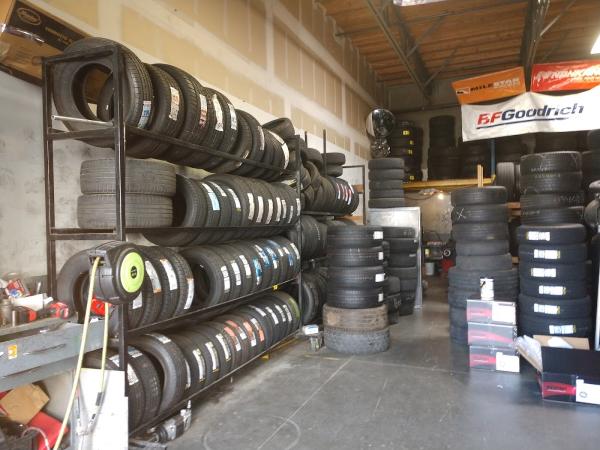 Franco's Tire Shop