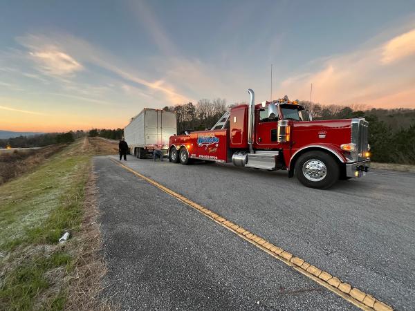 Matthews Towing & Body Shop