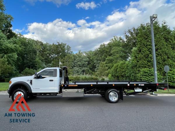 AM Towing Service