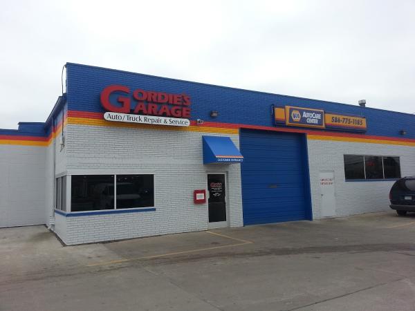 Gordie's Garage