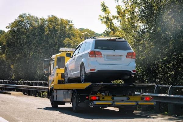 Lauderdale Lakes Towing