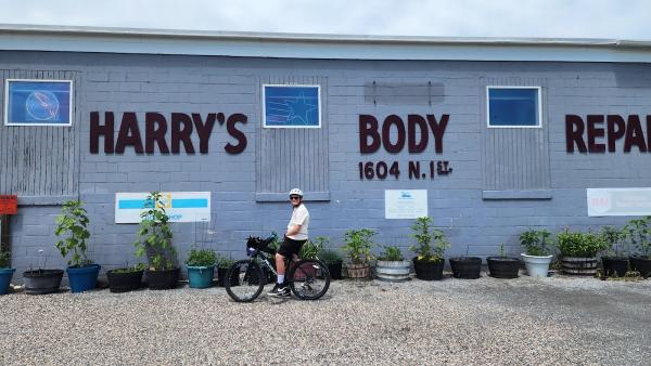 Harry's Body Repair Services