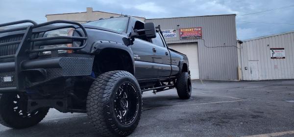 Robert Tires