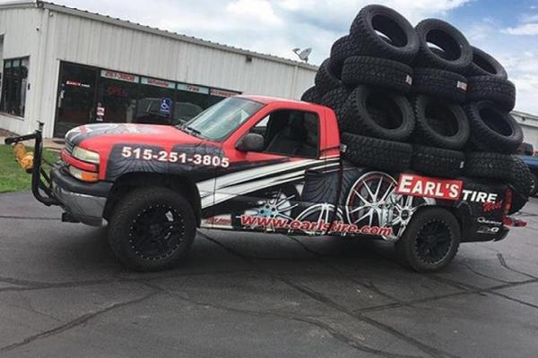 Earl's Tire West