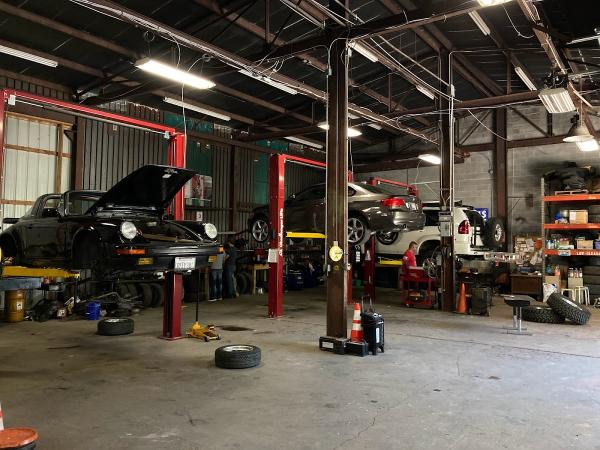 Momentum Motorsport LLC