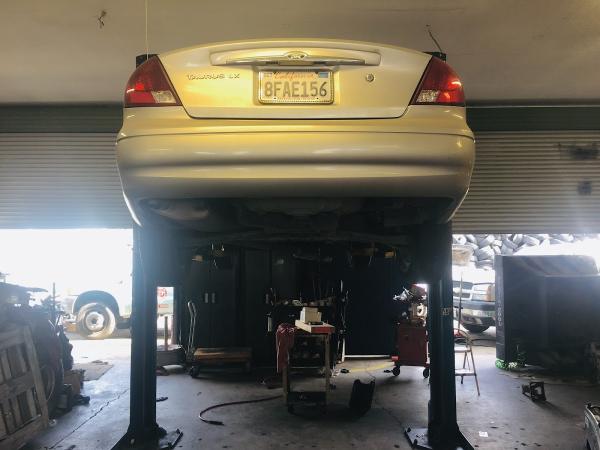 Benton's Automotive Service Specialist