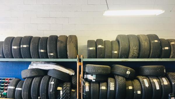 Benton's Automotive Service Specialist