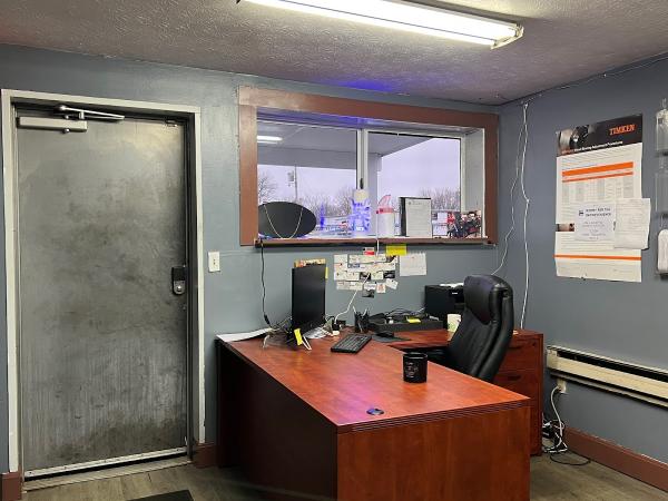 VNL Truck Repair