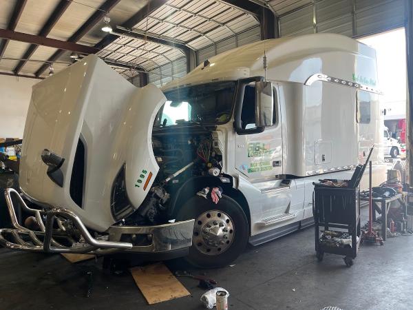 JR Tires & Diesel Truck AND Trailer Repair