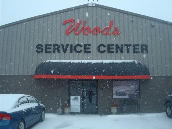 Wood's Service Center Towing & Transportation