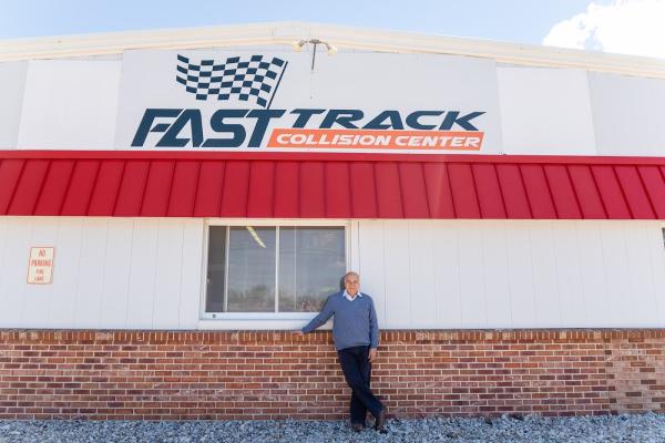 Fast Track Collision Center