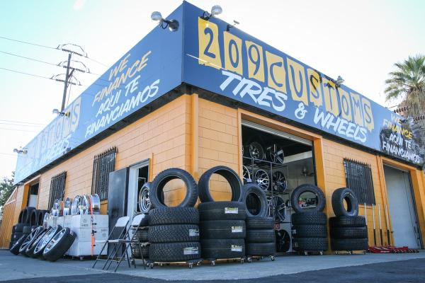209 Customs Tires & Wheels Stockton