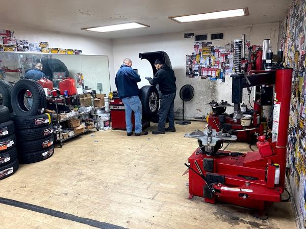 Aliana Tires & Automotive