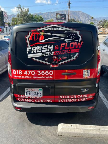 Fresh and Flow Car Wash Mobile