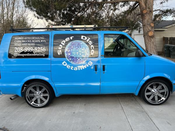 Disco Detailing