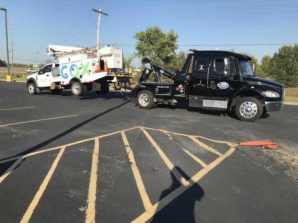 1st Response Towing & Rescue