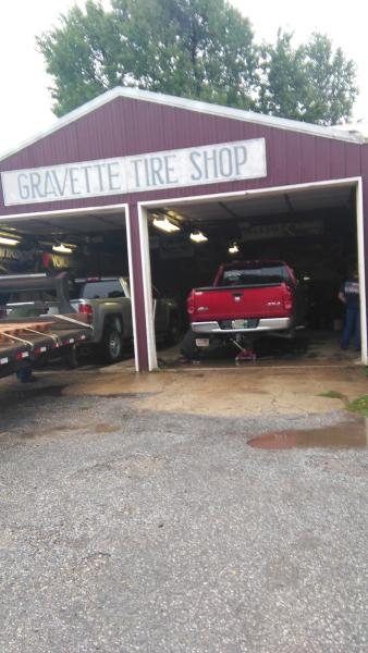 Gravette Tire Shop