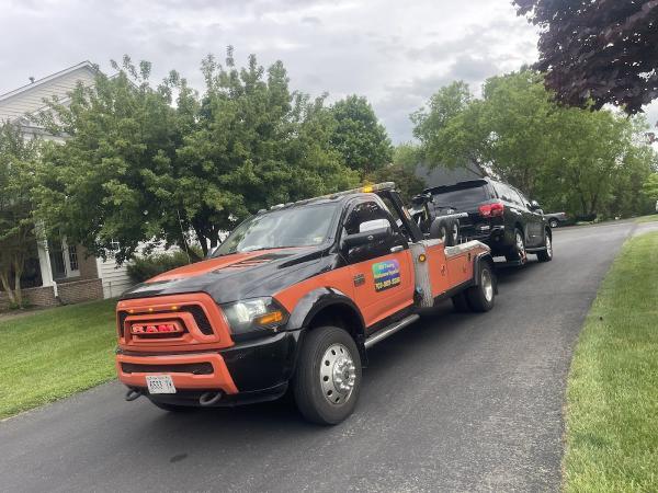 R & S Towing