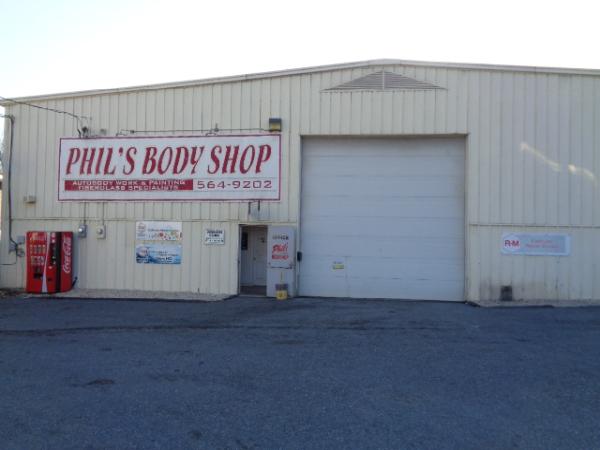 Phil's Bodyshop and Auto Painting