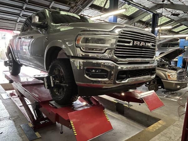Breazeale Tires & Wheels Automotive